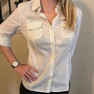 🎉CLOSET CLEARANCE 🎉 Tommy Hilfiger shirt